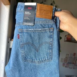 High Rise Levi’s Jeans